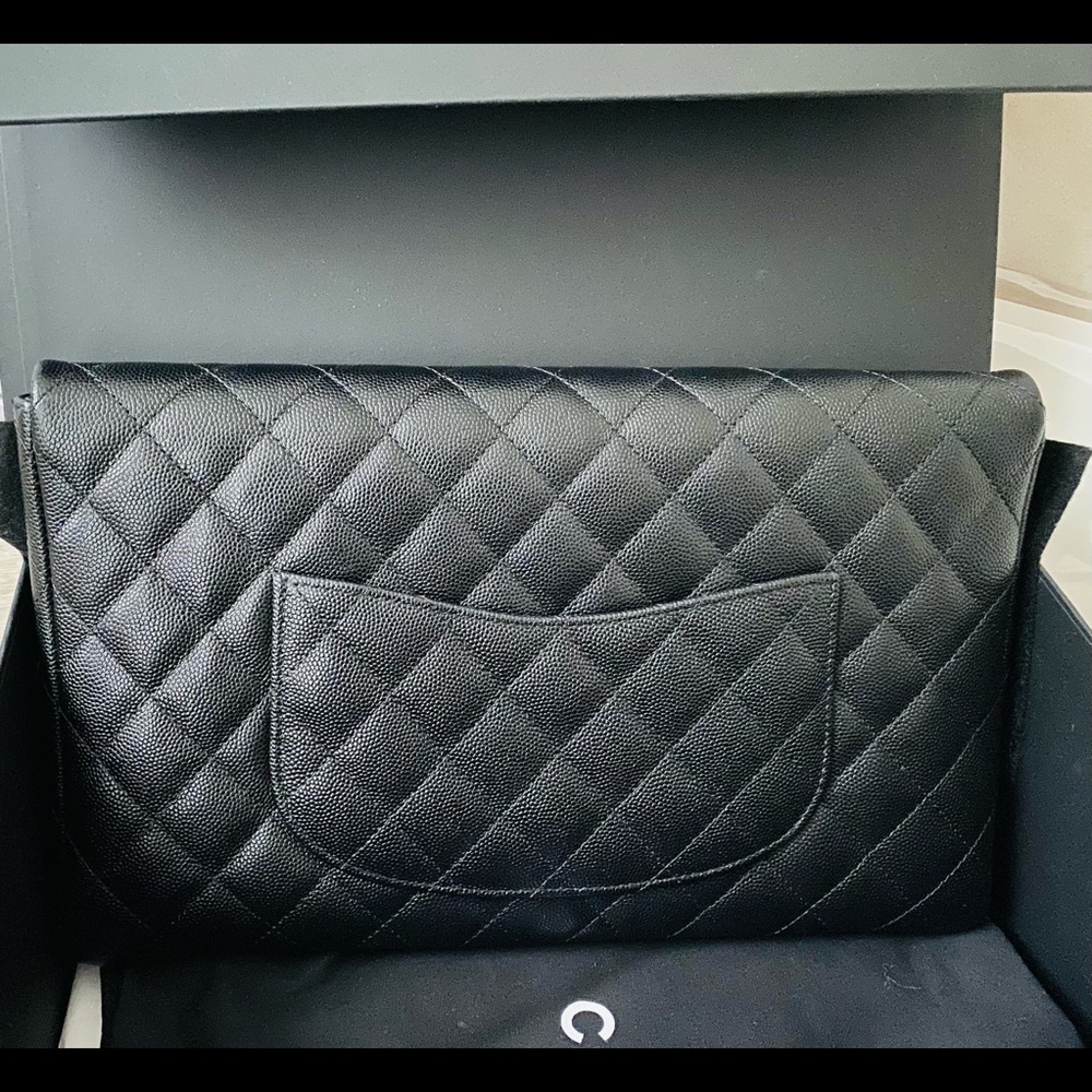 Chanel clutch